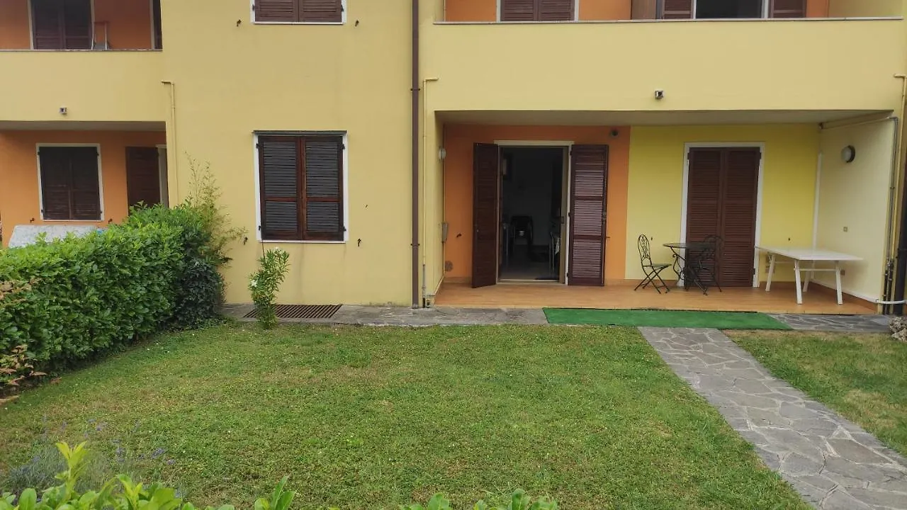 Appartamento Vista Lago Con Piscina Sirmione Holiday home